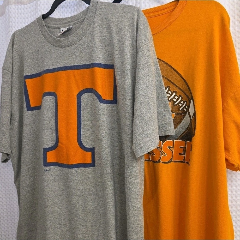 Set Of 2 NCAA University Of Tennessee Volunteers T Shirts Men's 2XL Orange Grey